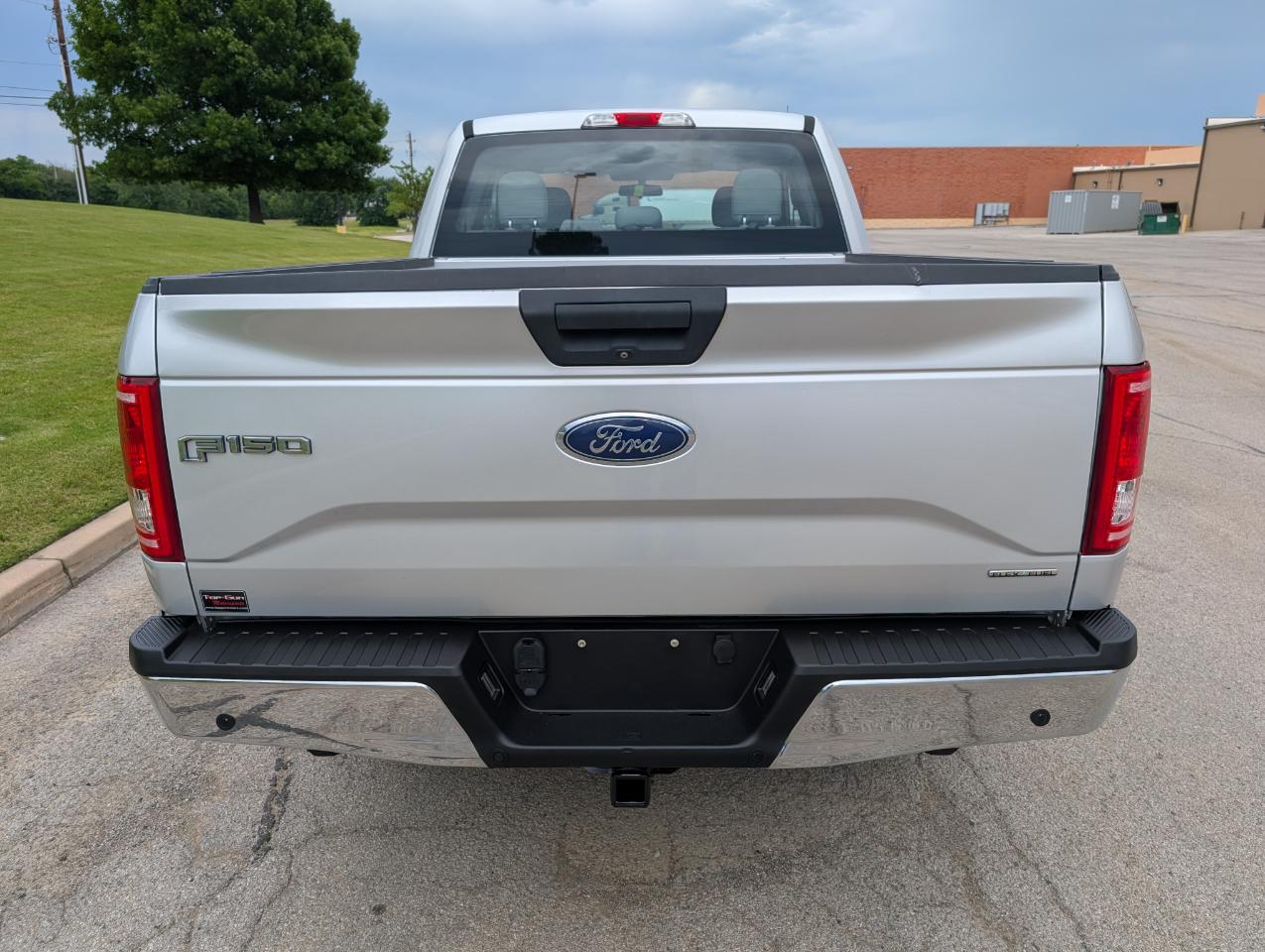 Ford F-150 2WD SuperCab 145" XL 2015