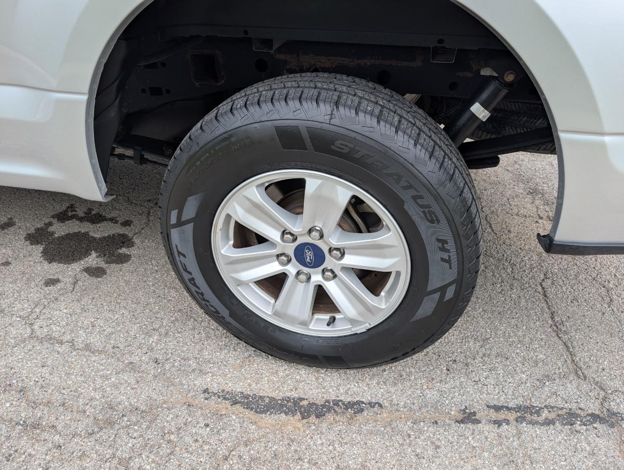 Ford F-150 2WD SuperCab 145" XL 2015