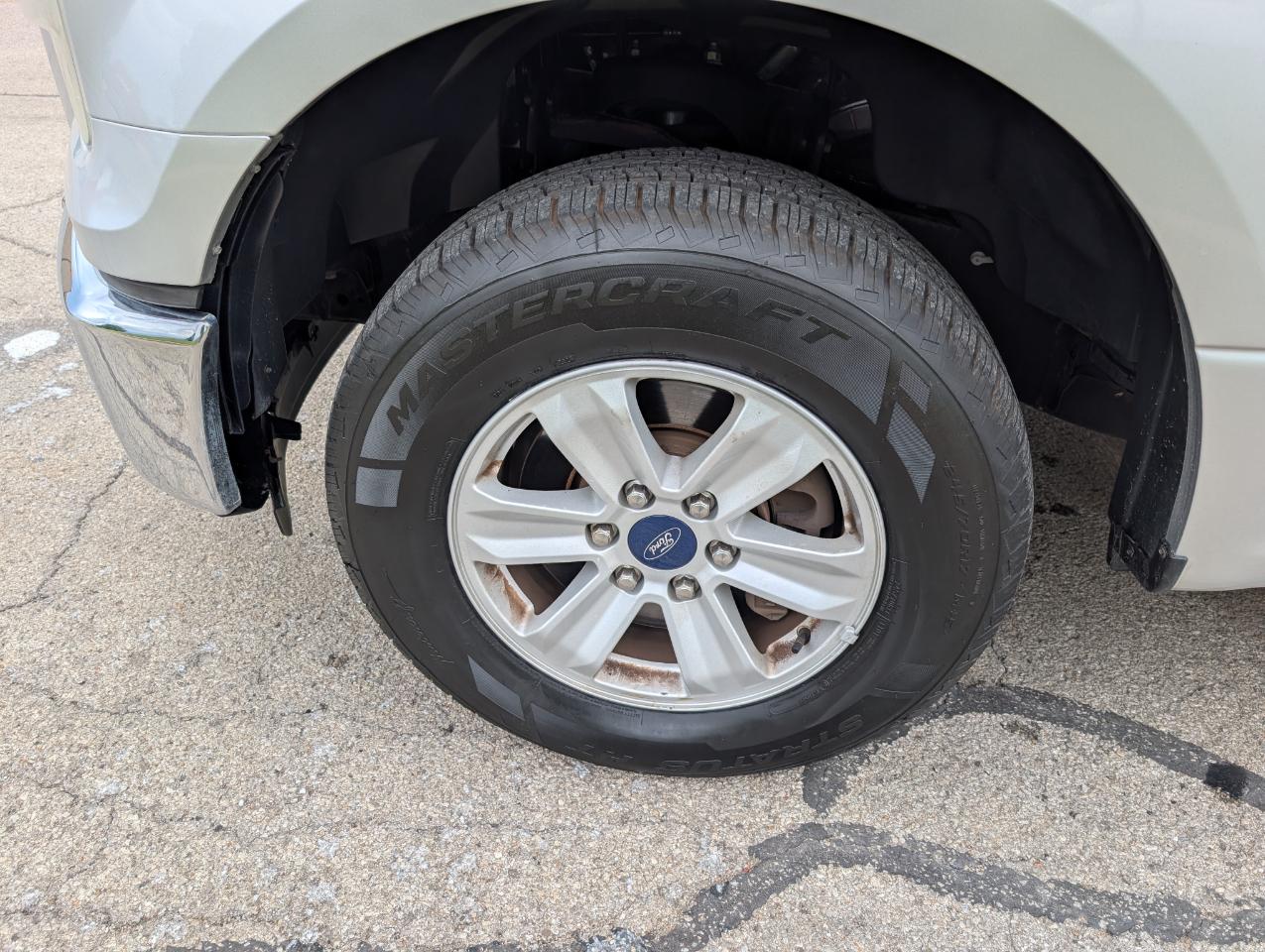 Ford F-150 2WD SuperCab 145" XL 2015