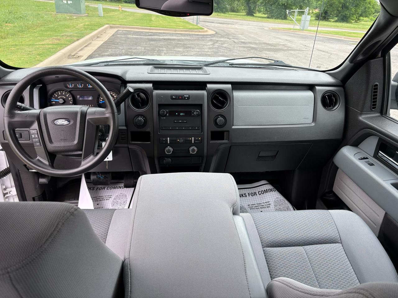 Ford F-150 4WD SuperCab 145" XL 2014