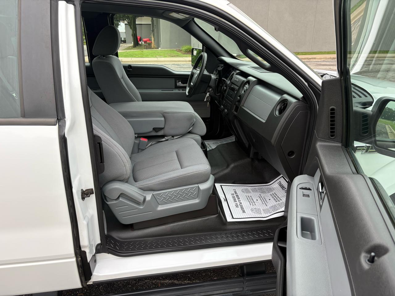 Ford F-150 4WD SuperCab 145" XL 2014