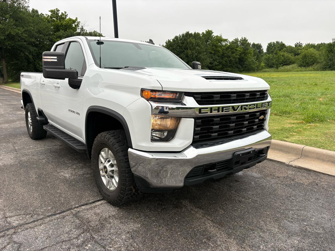 Chevrolet Silverado 2500HD 4WD Double Cab 149" LT 2020