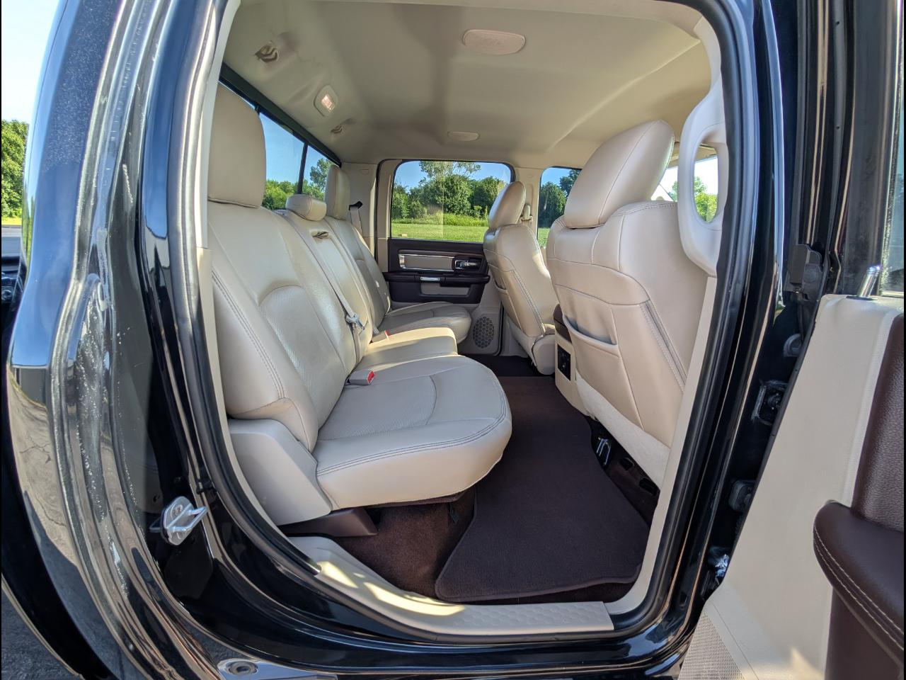 RAM 2500 4WD Crew Cab 149" Laramie 2015