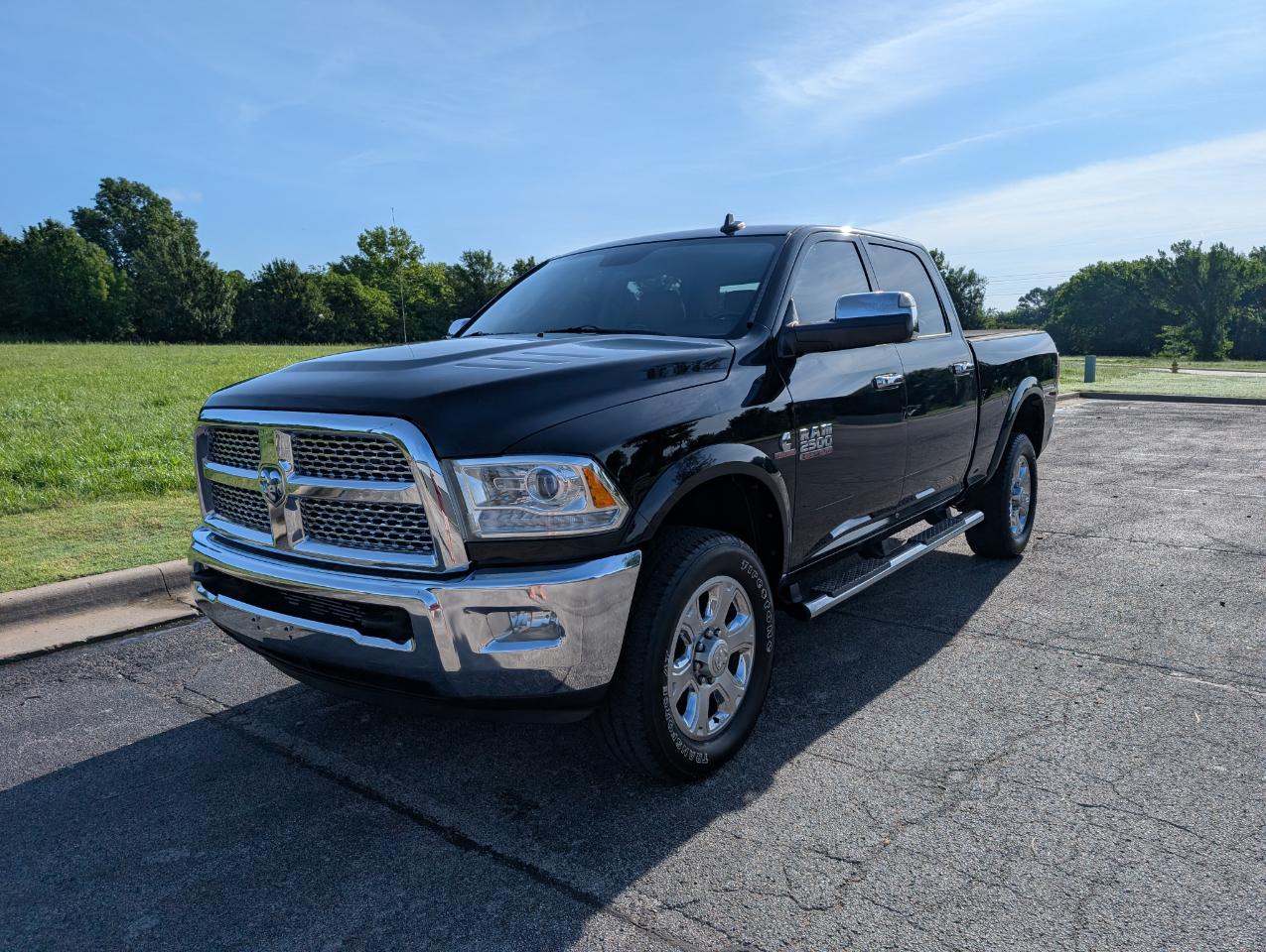 RAM 2500 4WD Crew Cab 149" Laramie 2015