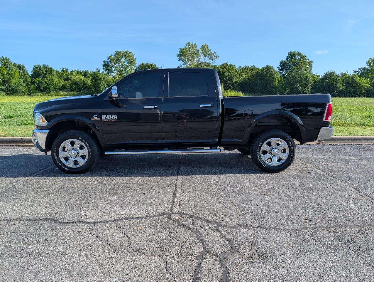 RAM 2500 4WD Crew Cab 149" Laramie 2015