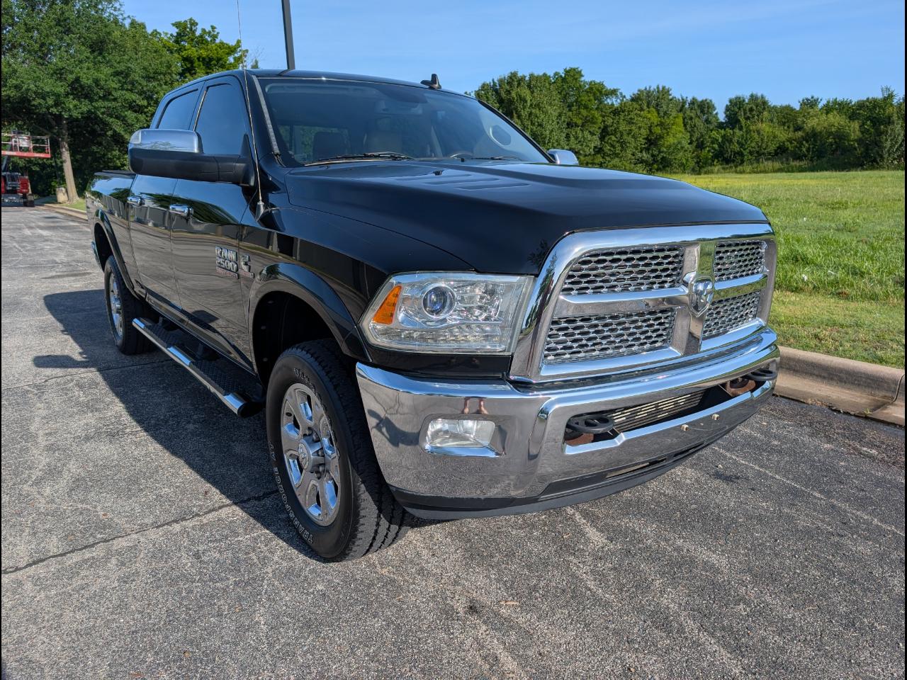 RAM 2500 4WD Crew Cab 149" Laramie 2015