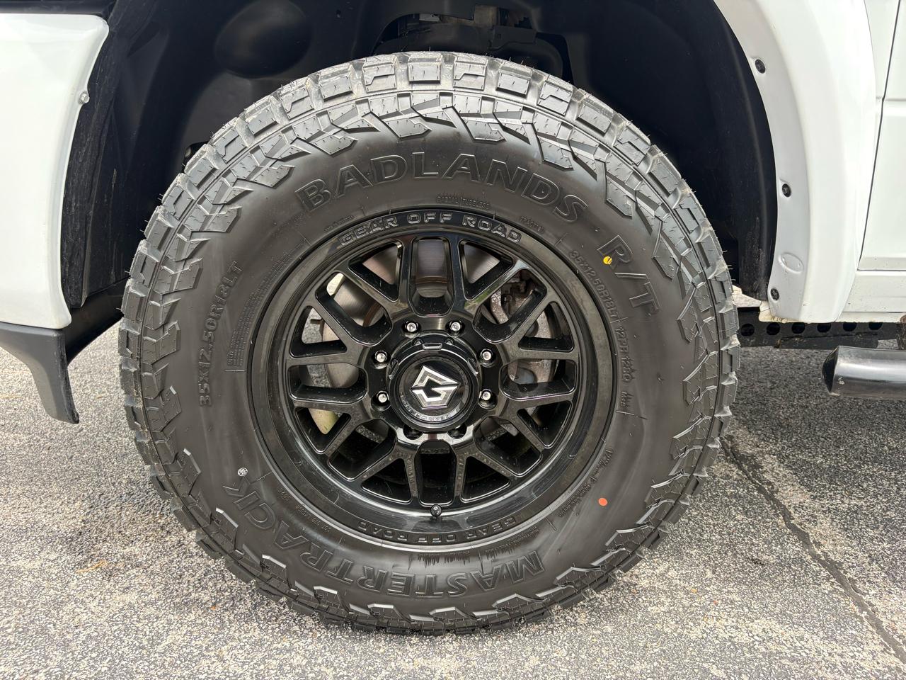 RAM 2500 Tradesman 4x4 Crew Cab 6'4" Box 2024