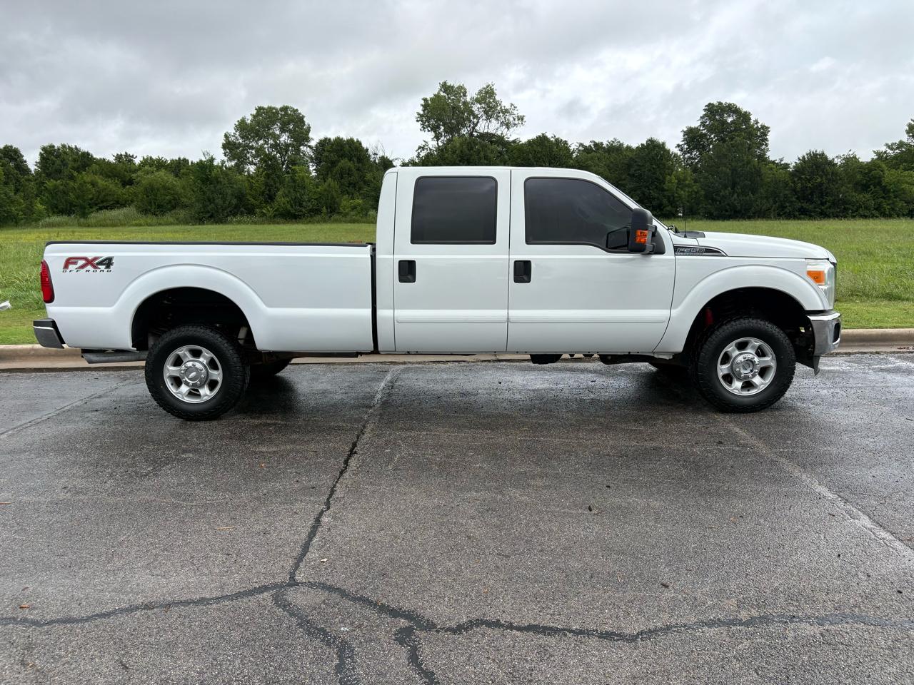 Ford Super Duty F-350 SRW 4WD Crew Cab 156" XLT 2013
