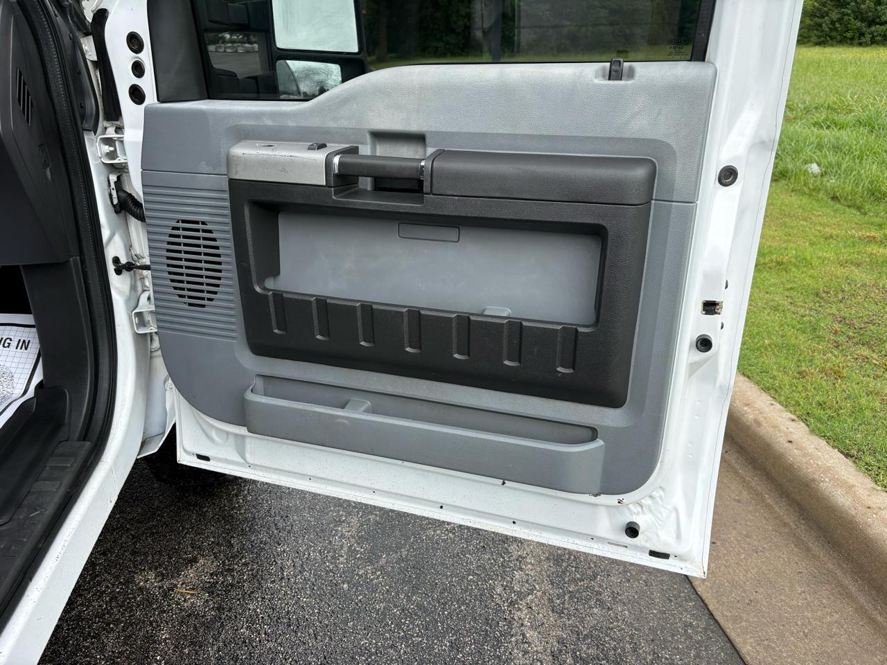 Ford Super Duty F-350 SRW 4WD Crew Cab 156" XLT 2013