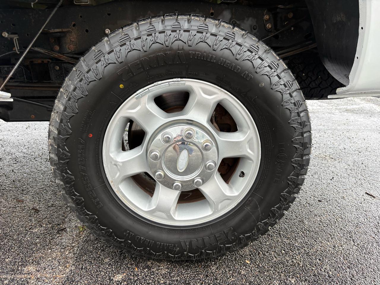 Ford Super Duty F-350 SRW 4WD Crew Cab 156" XLT 2013