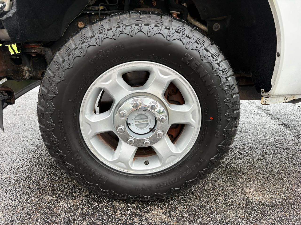Ford Super Duty F-350 SRW 4WD Crew Cab 156" XLT 2013