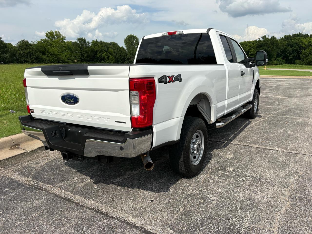 Ford Super Duty F-250 SRW XL 4WD SuperCab 6.75' Box 2018