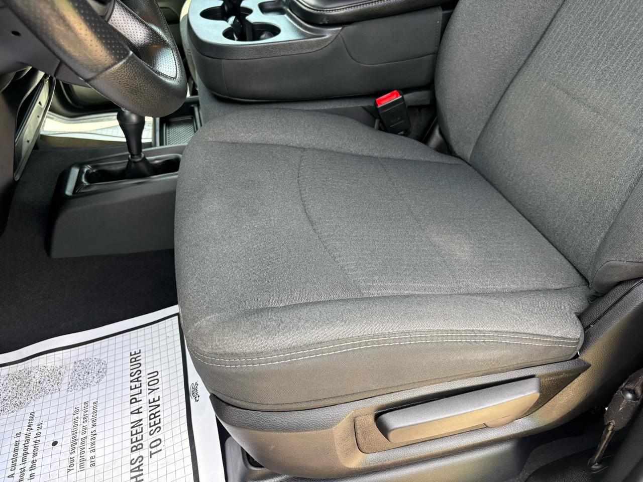 RAM 2500 Tradesman 4x4 Crew Cab 6'4" Box 2020
