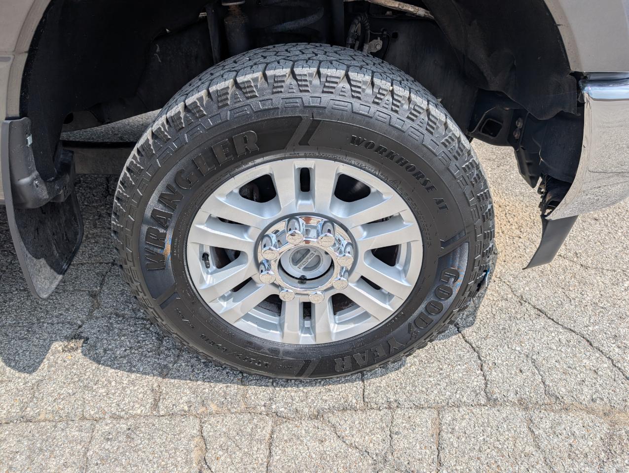 Ford Super Duty F-250 SRW XLT 4WD Crew Cab 6.75' Box 2017