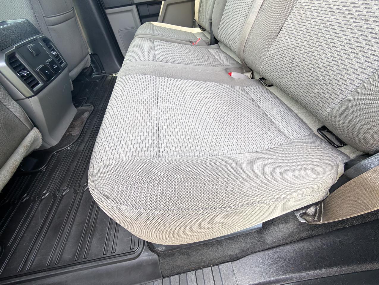 Ford Super Duty F-250 SRW XLT 4WD Crew Cab 6.75' Box 2017