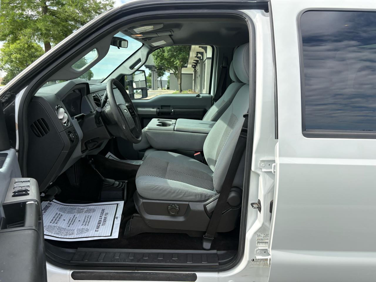 Ford Super Duty F-250 SRW 4WD Crew Cab 156" XLT 2016