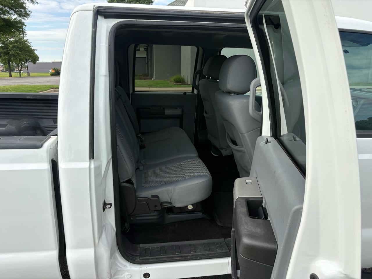 Ford Super Duty F-250 SRW 4WD Crew Cab 156" XLT 2016