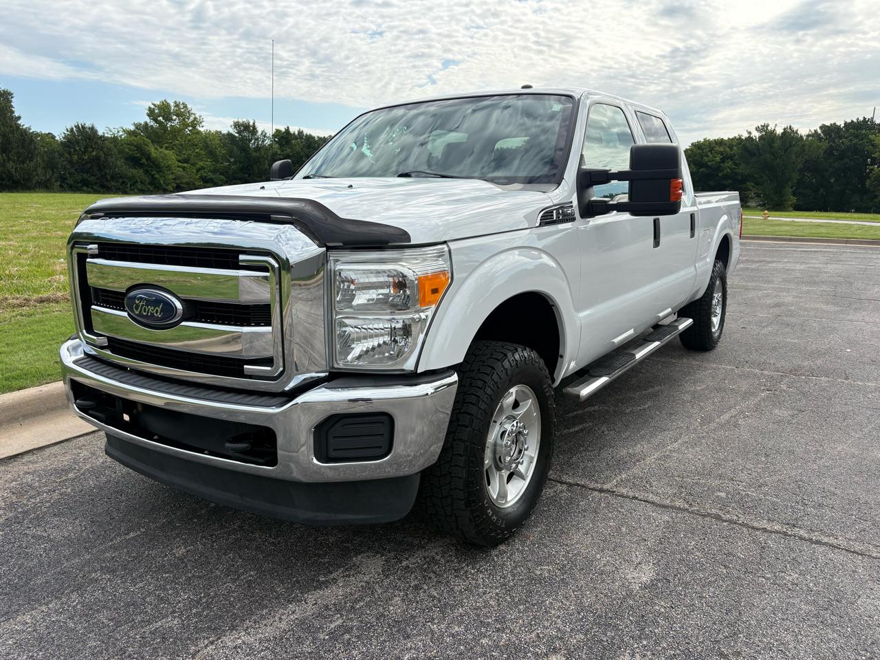 Ford Super Duty F-250 SRW 4WD Crew Cab 156" XLT 2016