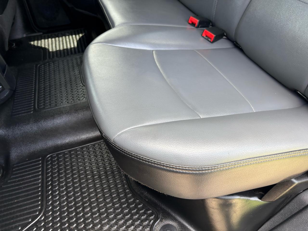 RAM 2500 Tradesman 4x4 Crew Cab 6'4" Box 2020