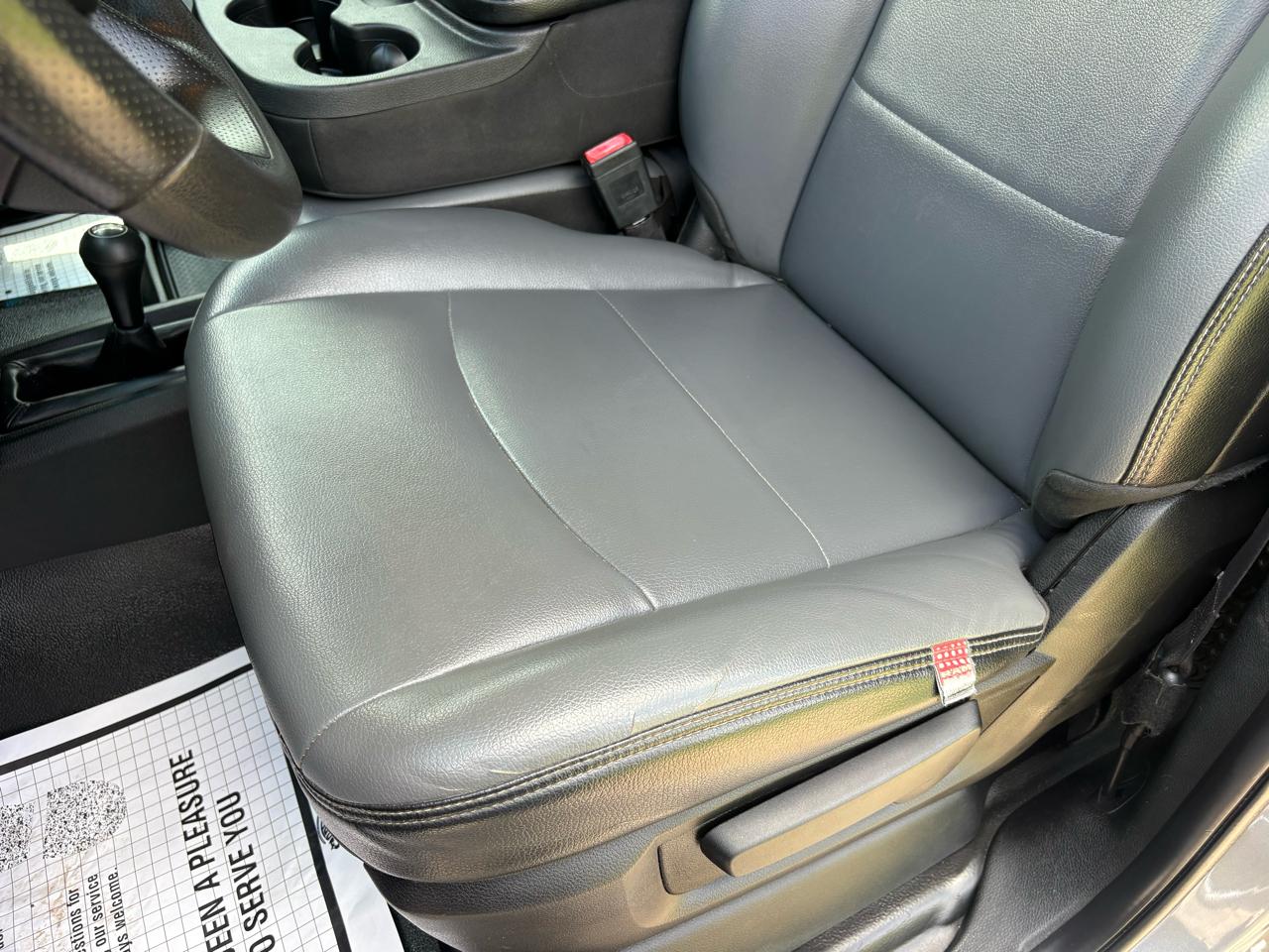 RAM 2500 Tradesman 4x4 Crew Cab 6'4" Box 2020