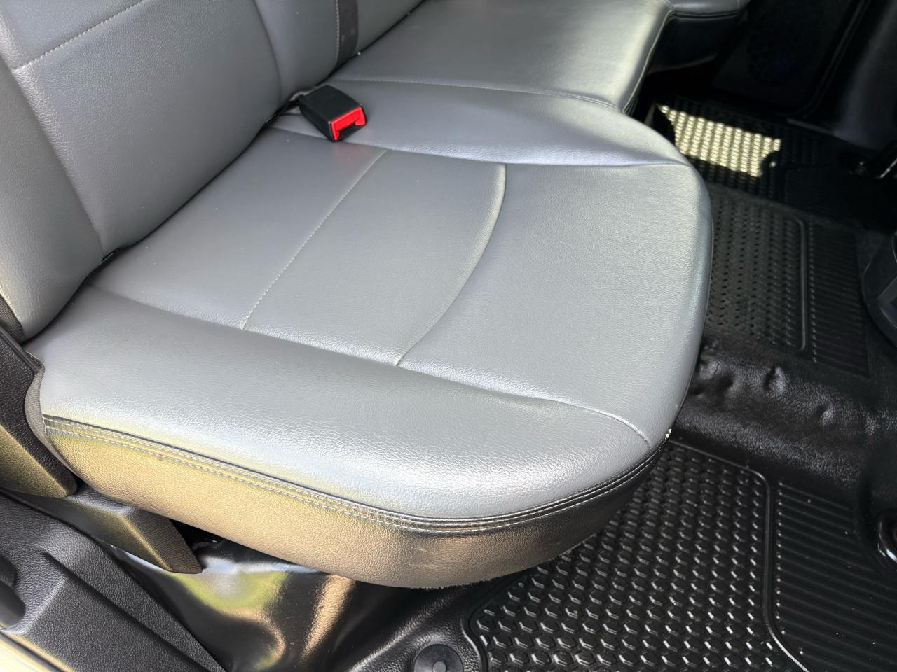 RAM 2500 Tradesman 4x4 Crew Cab 6'4" Box 2020