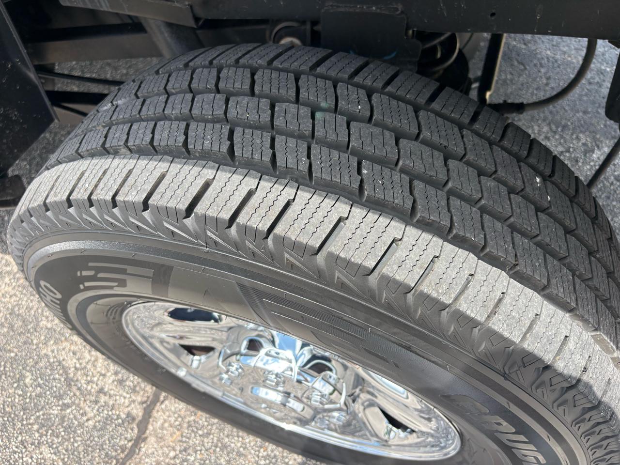 RAM 2500 Tradesman 4x4 Crew Cab 6'4" Box 2020