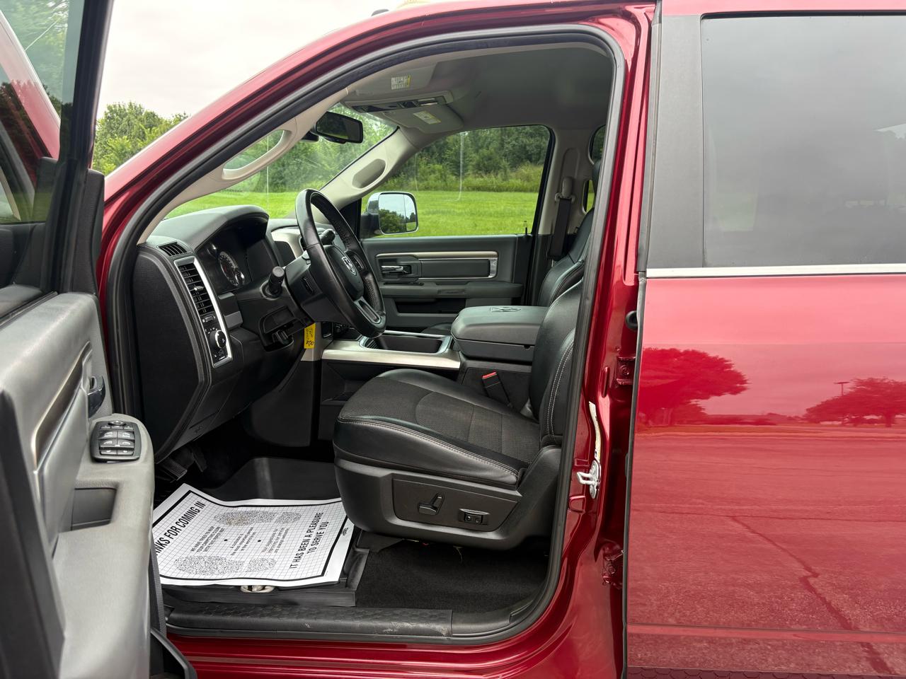 RAM 2500 Lone Star 4x4 Crew Cab 6'4" Box 2018