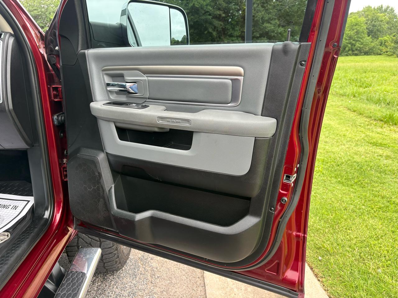 RAM 2500 Lone Star 4x4 Crew Cab 6'4" Box 2018