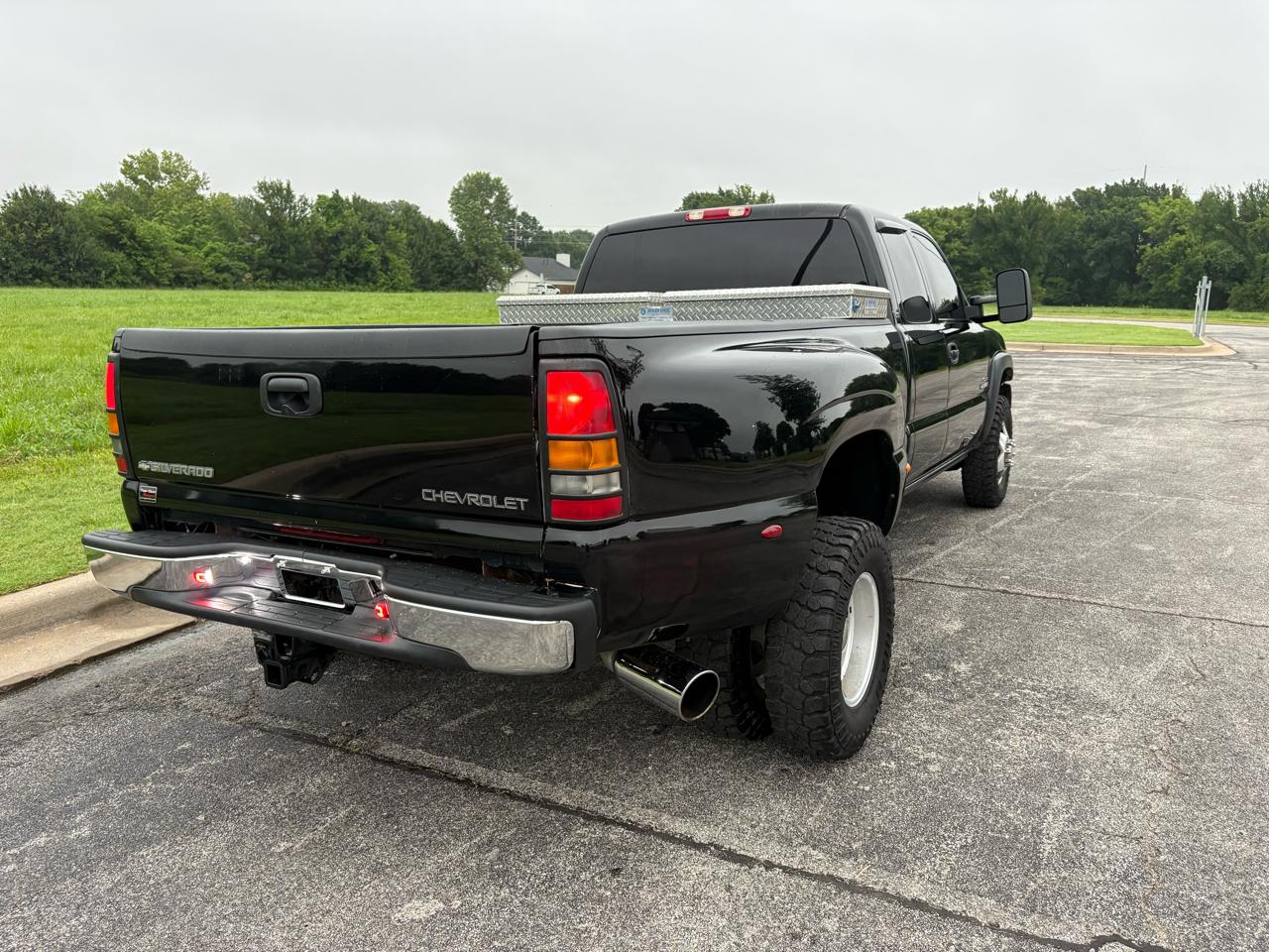 Chevrolet Silverado 3500 Ext Cab 157.5" WB 4WD DRW LS 2001