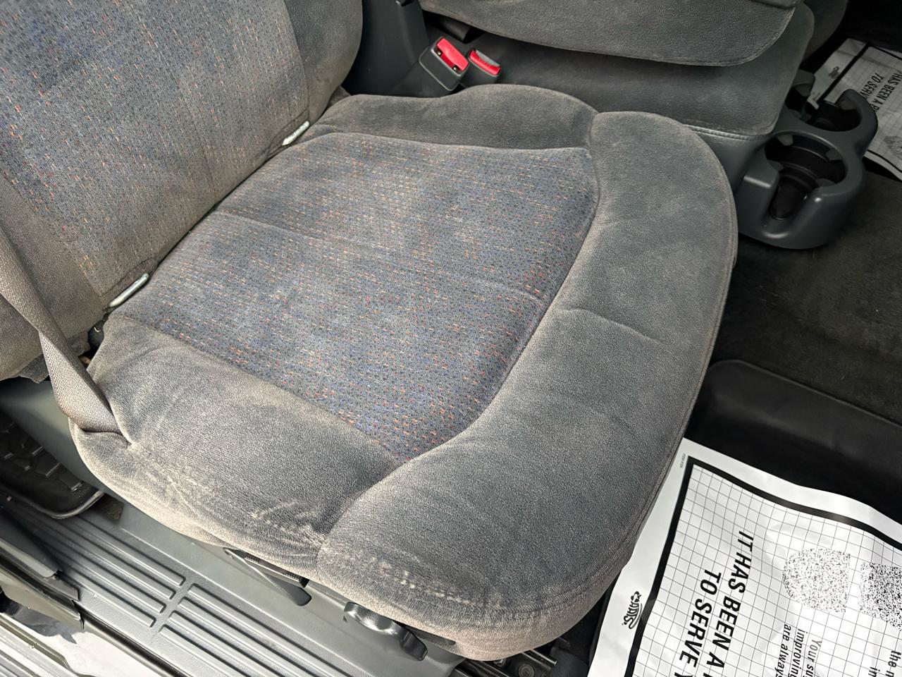 Chevrolet Silverado 3500 Ext Cab 157.5" WB 4WD DRW LS 2001