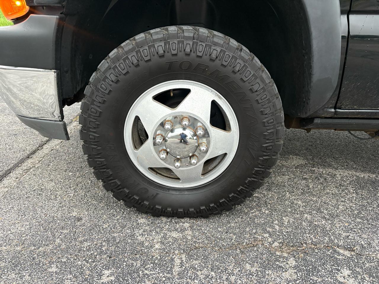 Chevrolet Silverado 3500 Ext Cab 157.5" WB 4WD DRW LS 2001