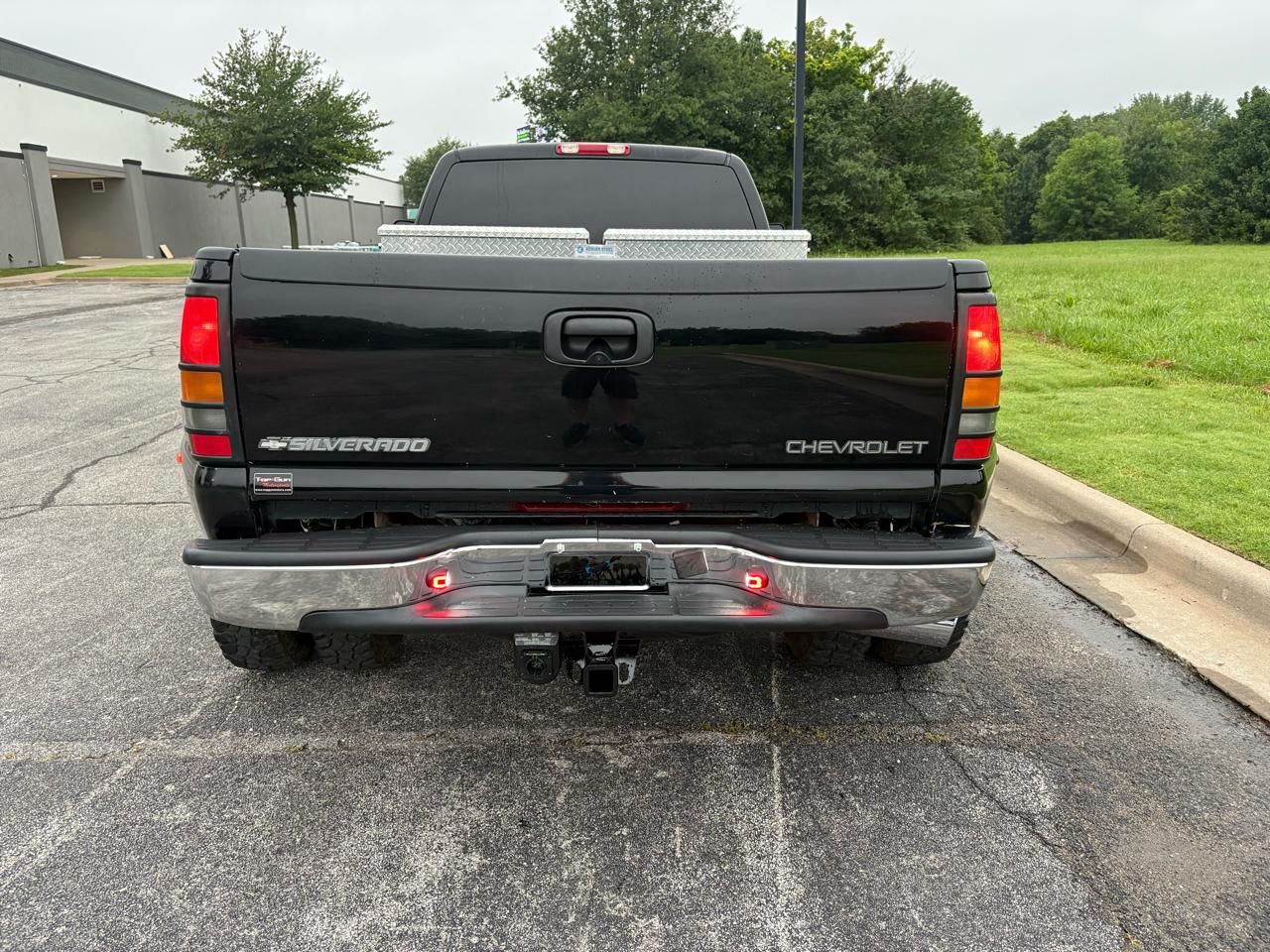 Chevrolet Silverado 3500 Ext Cab 157.5" WB 4WD DRW LS 2001