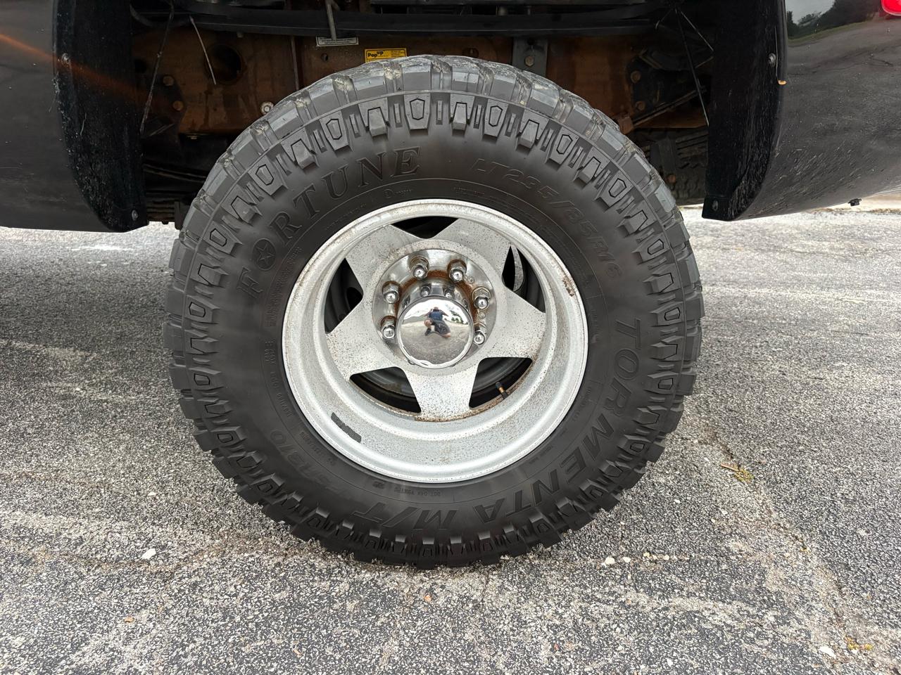 Chevrolet Silverado 3500 Ext Cab 157.5" WB 4WD DRW LS 2001
