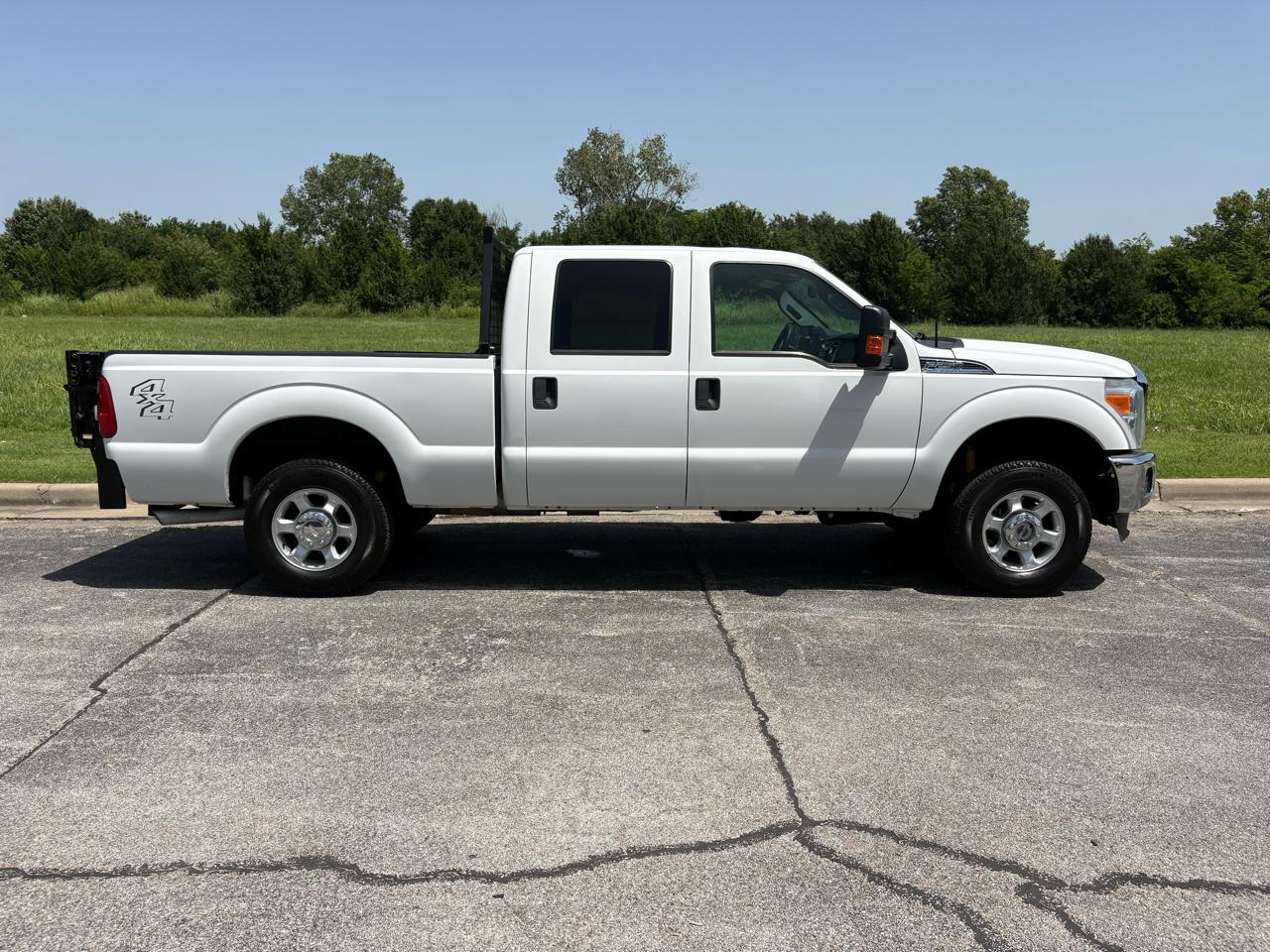 Ford Super Duty F-250 SRW 4WD Crew Cab 156" XLT 2014