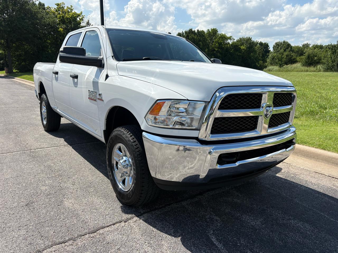 2015 RAM 2500 Tradesman 4X4 Crew Cab SWB's photo