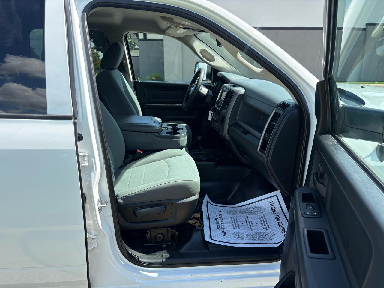 RAM 2500 4WD Crew Cab 149" Tradesman 2015