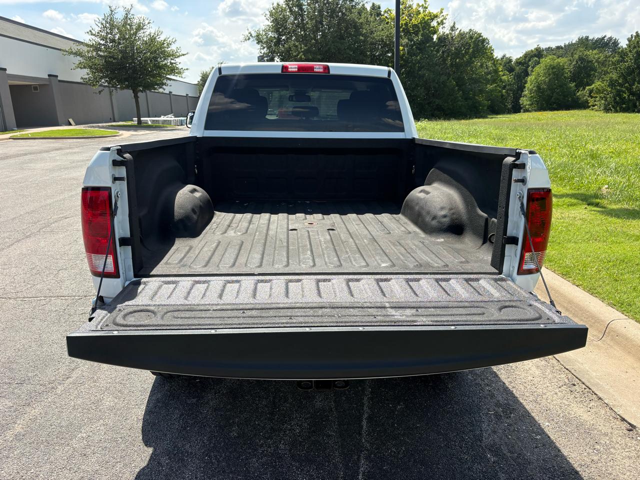 RAM 2500 4WD Crew Cab 149" Tradesman 2015
