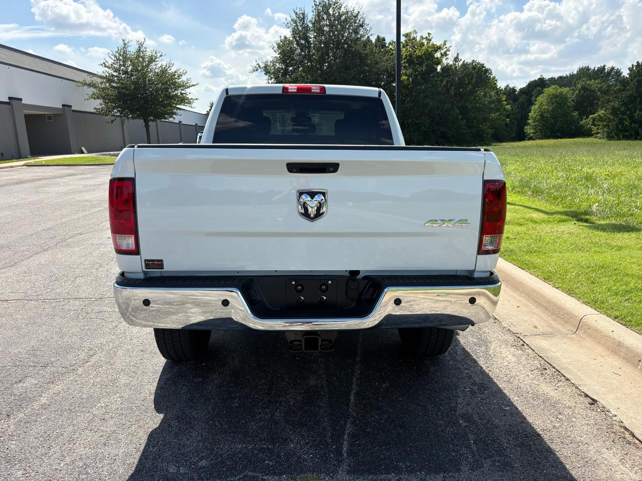 RAM 2500 4WD Crew Cab 149" Tradesman 2015