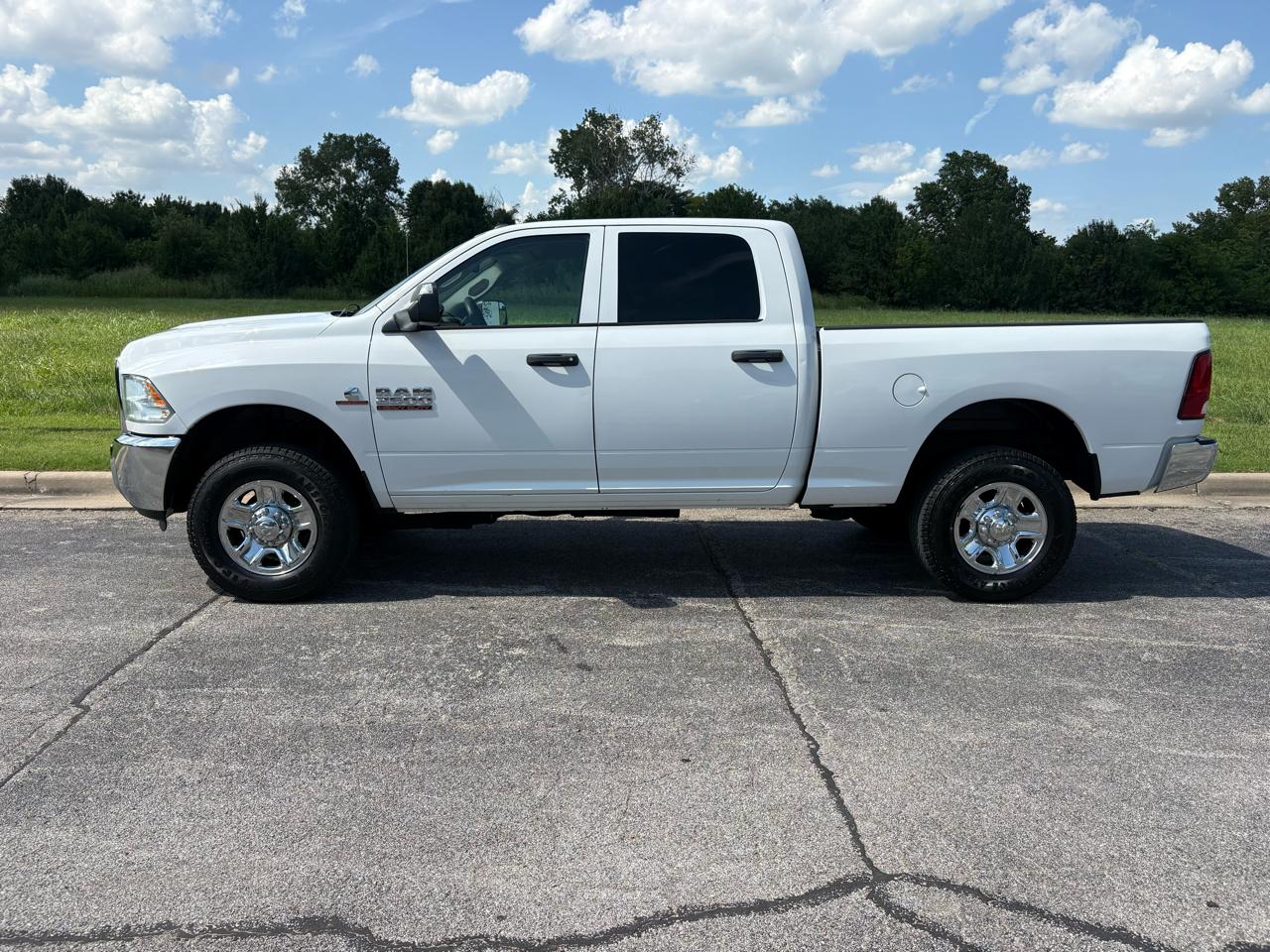 RAM 2500 4WD Crew Cab 149" Tradesman 2015
