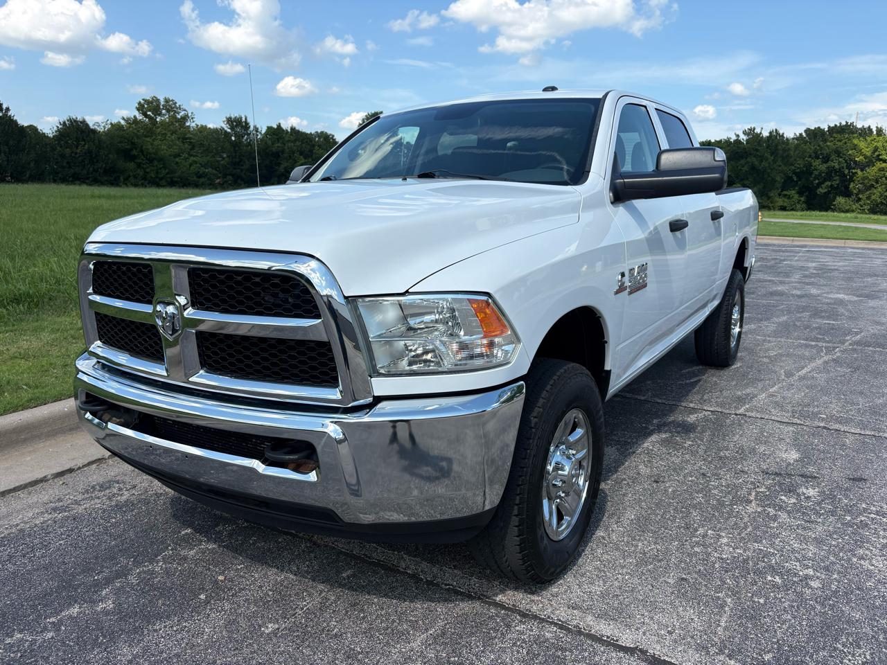 RAM 2500 4WD Crew Cab 149" Tradesman 2015