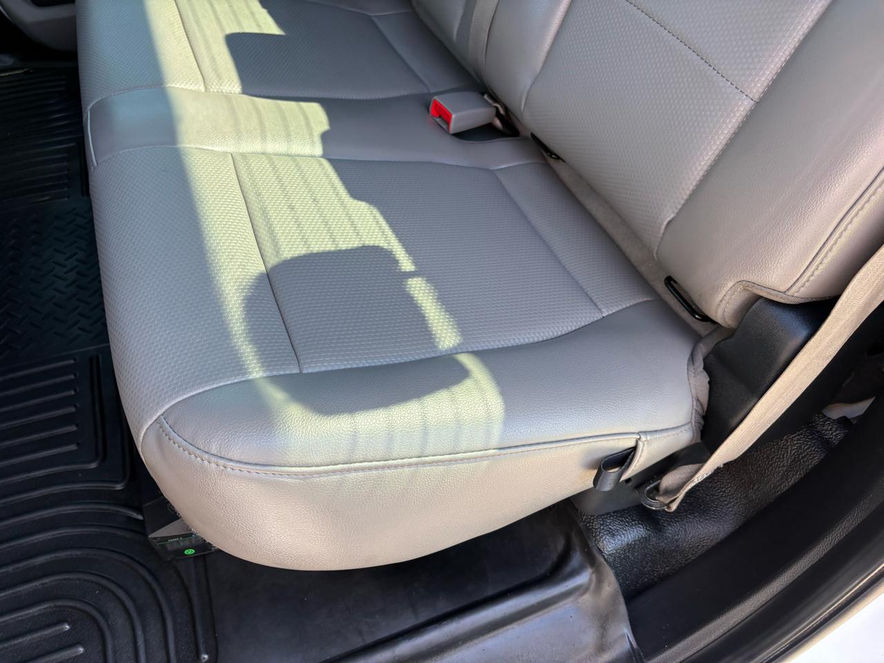 Ford Super Duty F-250 SRW XL 4WD Crew Cab 8' Box 2019