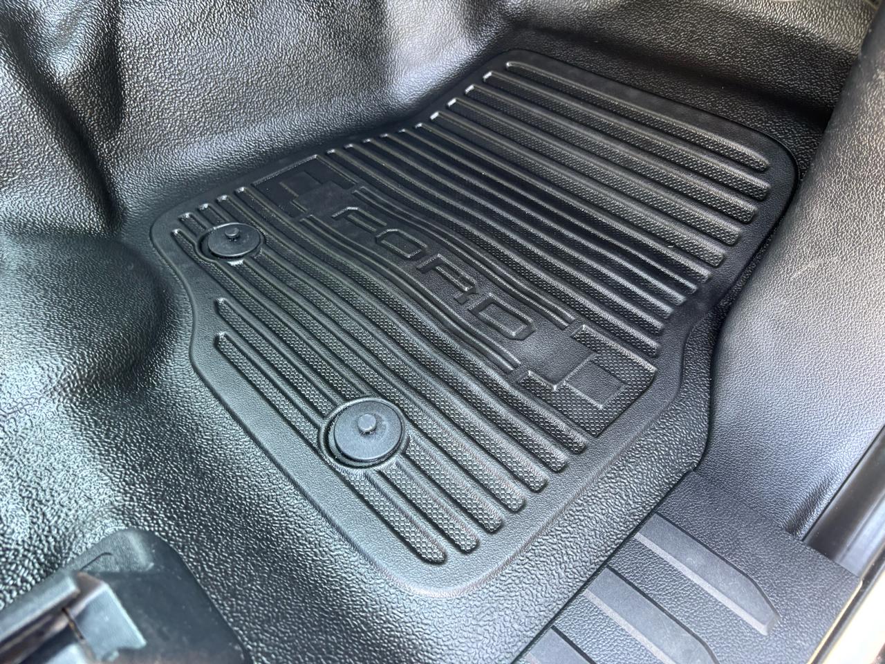 Ford Super Duty F-250 SRW XL 4WD Crew Cab 8' Box 2019