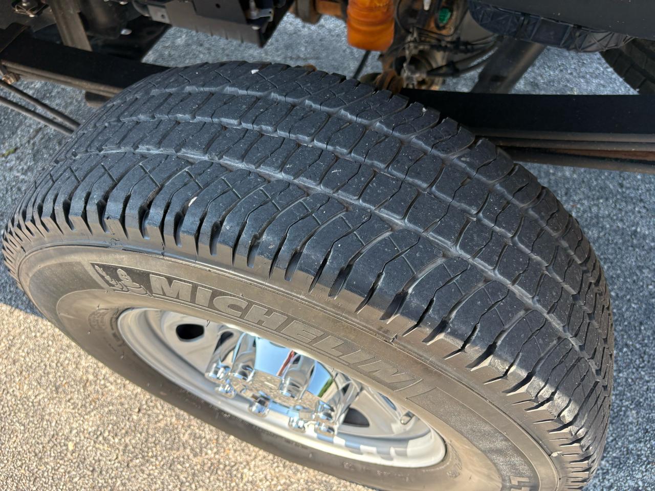 Ford Super Duty F-250 SRW XL 4WD Crew Cab 8' Box 2019