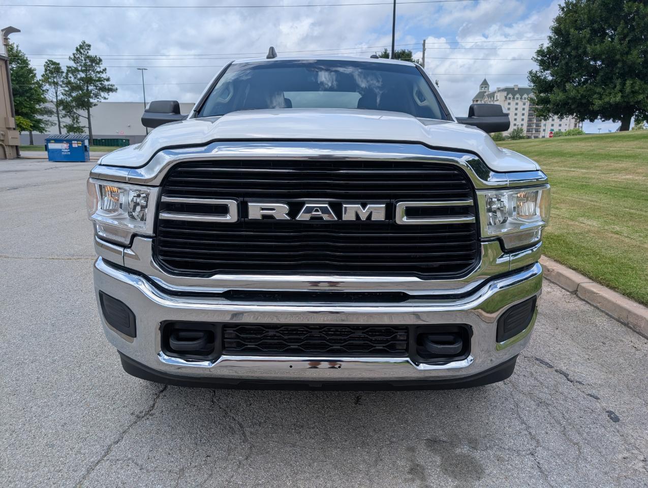 RAM 2500 Big Horn 4x4 Crew Cab 6'4" Box 2020