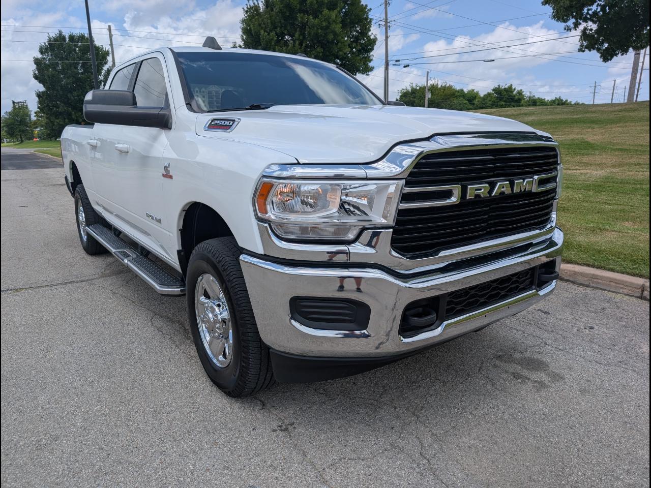 2020 RAM 2500 Big Horn 4x4 Crew Cab 6'4" Box