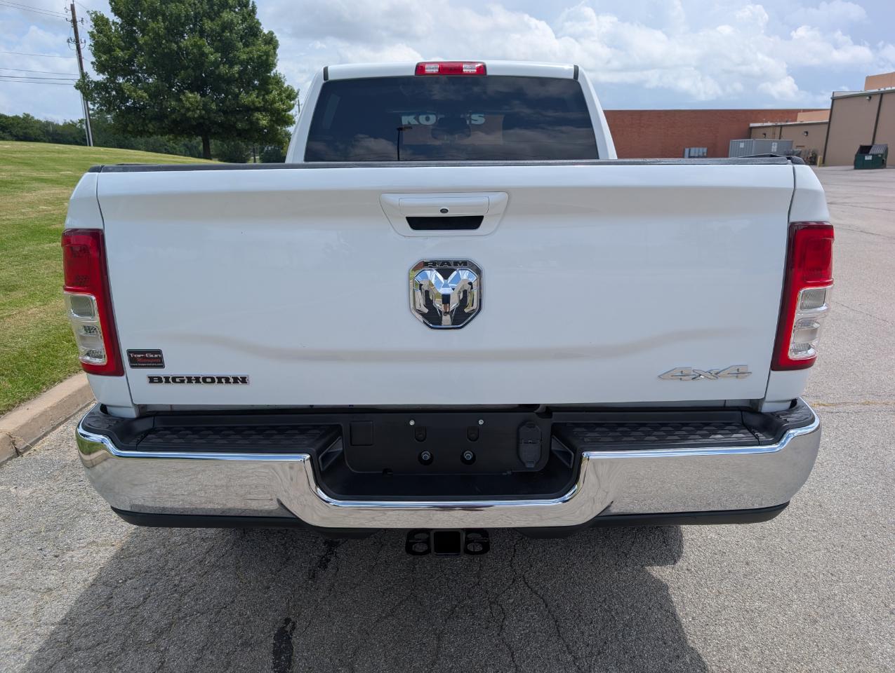 RAM 2500 Big Horn 4x4 Crew Cab 6'4" Box 2020