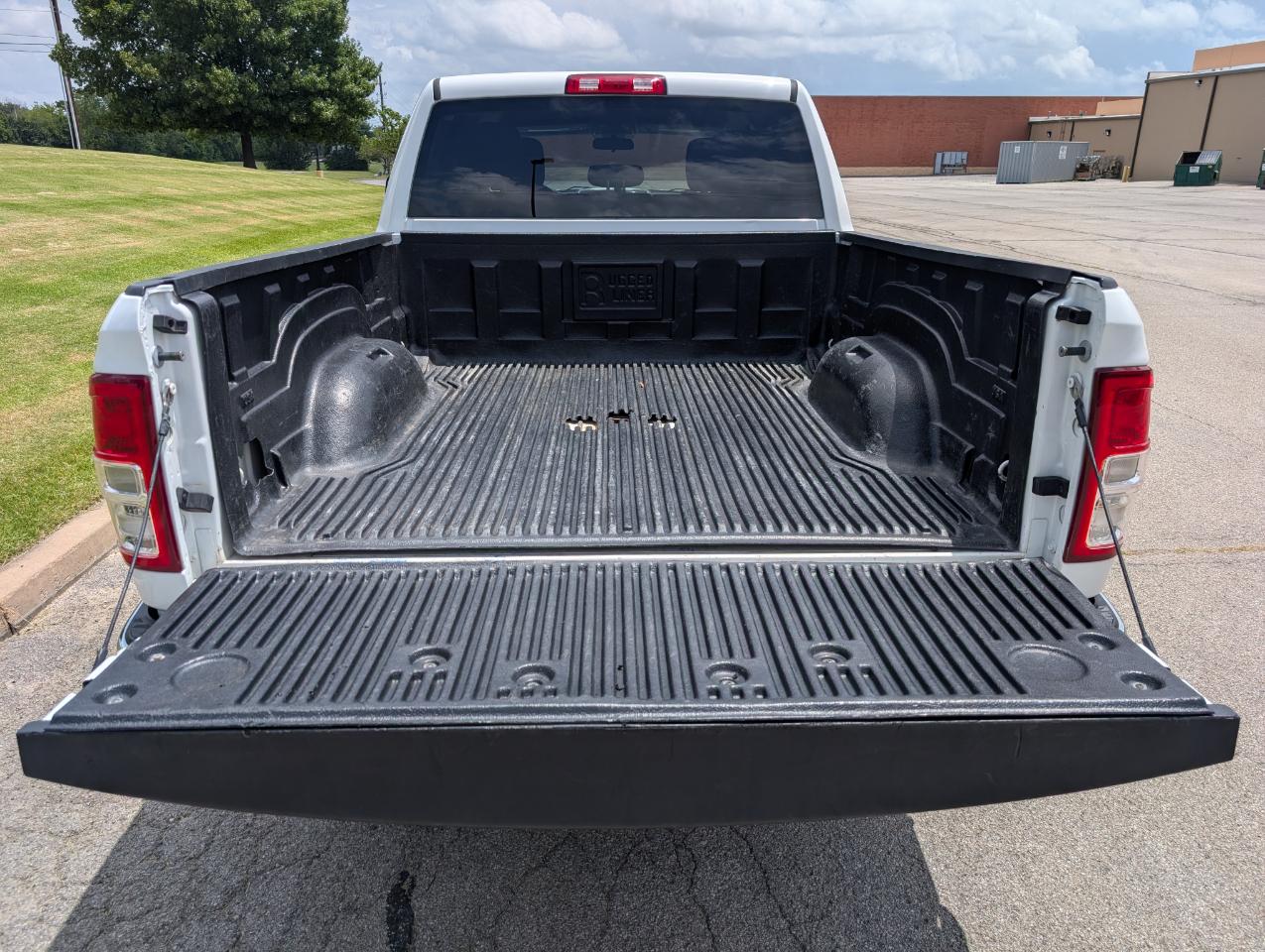 RAM 2500 Big Horn 4x4 Crew Cab 6'4" Box 2020
