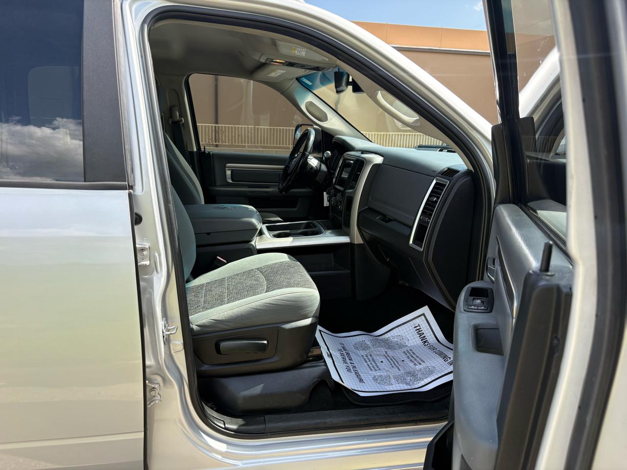 RAM 3500 SLT 4x4 Crew Cab 8' Box 2018