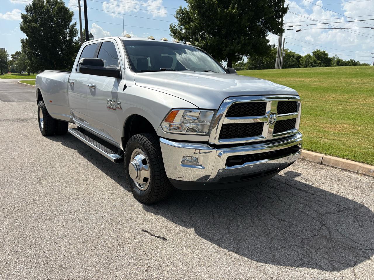 RAM 3500 SLT 4x4 Crew Cab 8' Box 2018