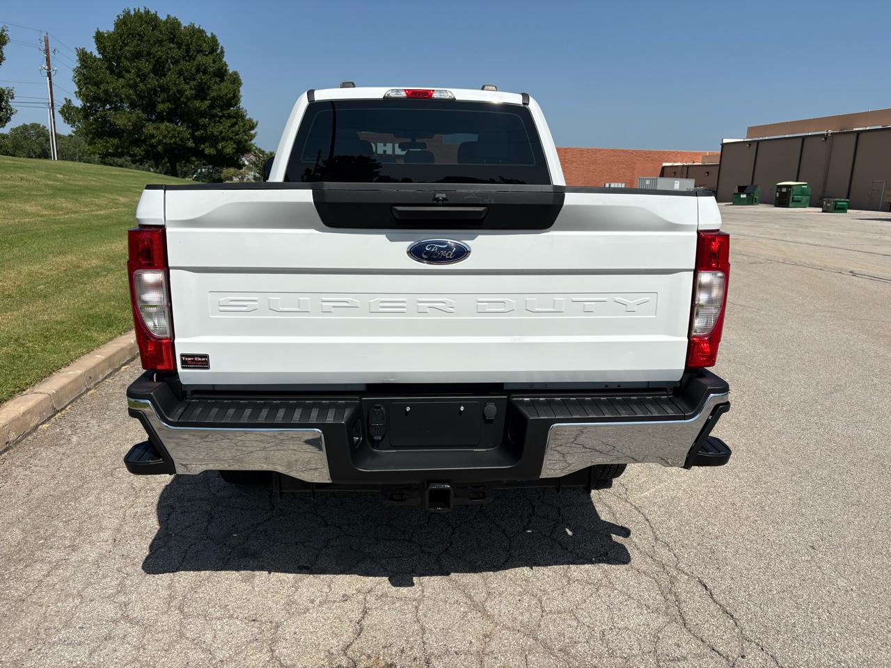 Ford Super Duty F-350 SRW XL 4WD Crew Cab 6.75' Box 2022
